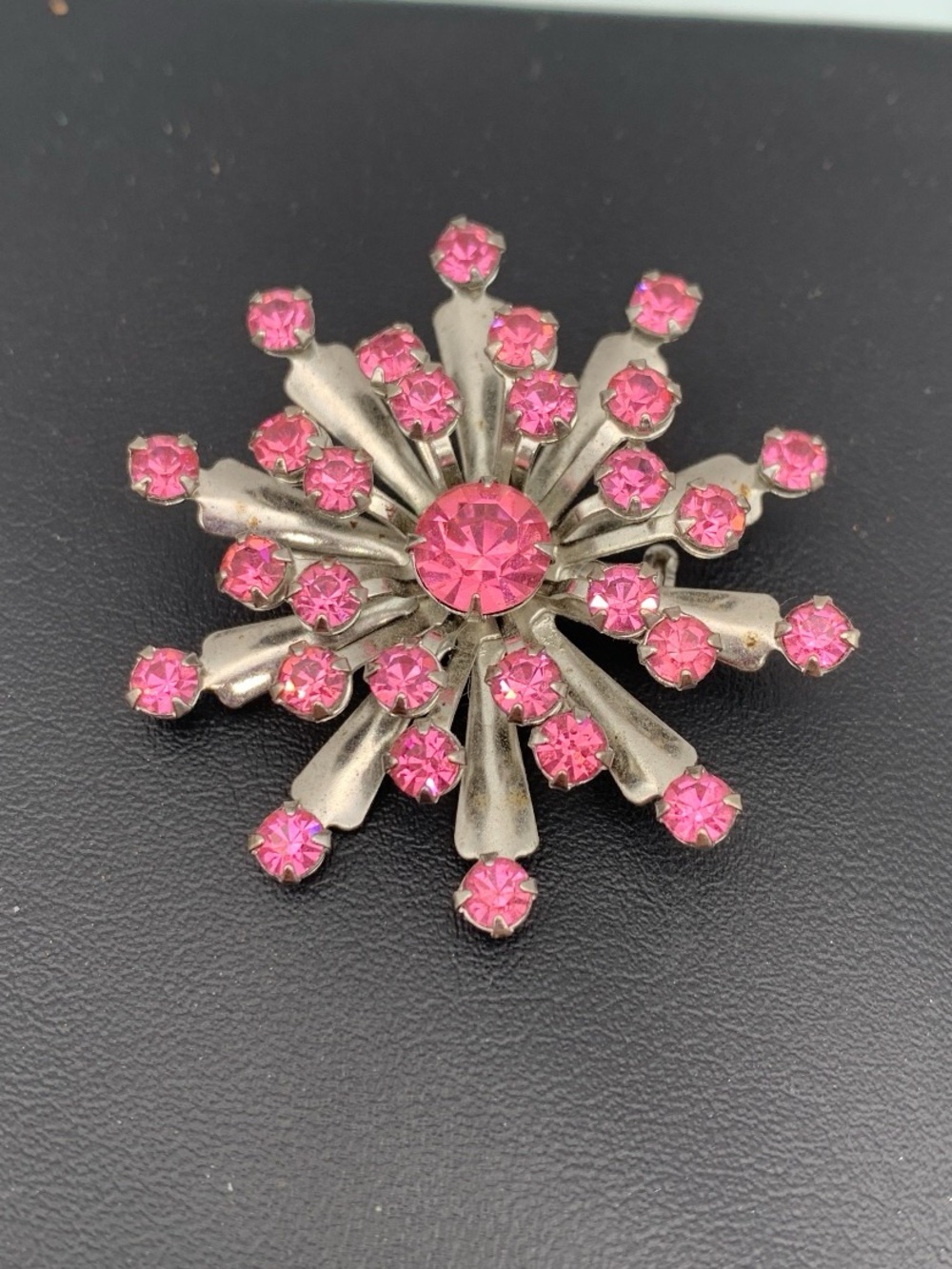 Vintage Silver tone prong & rivet set Radiant Pink Crystal Starburst Brooch